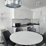 Pompeius Beachside Retreat 2-bedroom G-7 Apartment Perivolia tou Trikomou