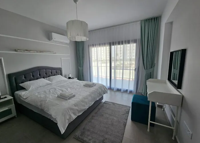 Pompeius Beachside Retreat 2-bedroom G-7 Appartamento *