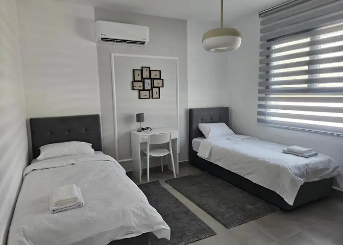 Pompeius Beachside Retreat 2-bedroom G-7 Perivolia tou Trikomou