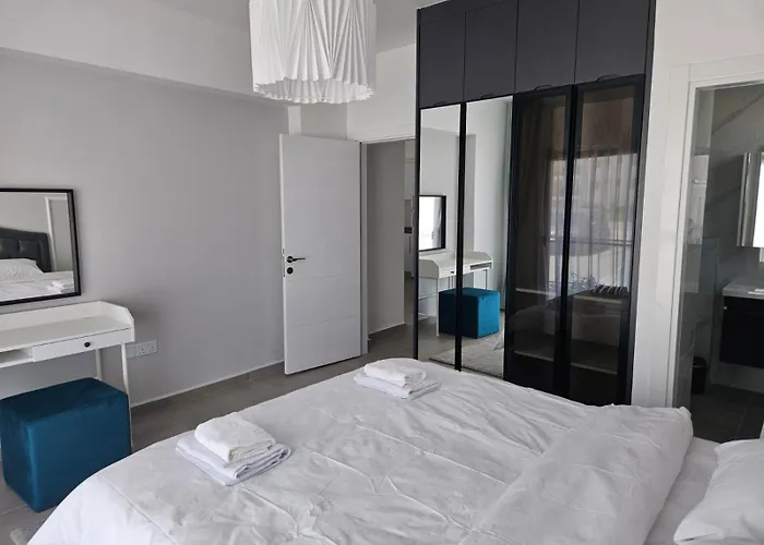 Pompeius Beachside Retreat 2-bedroom G-7 Perivolia tou Trikomou