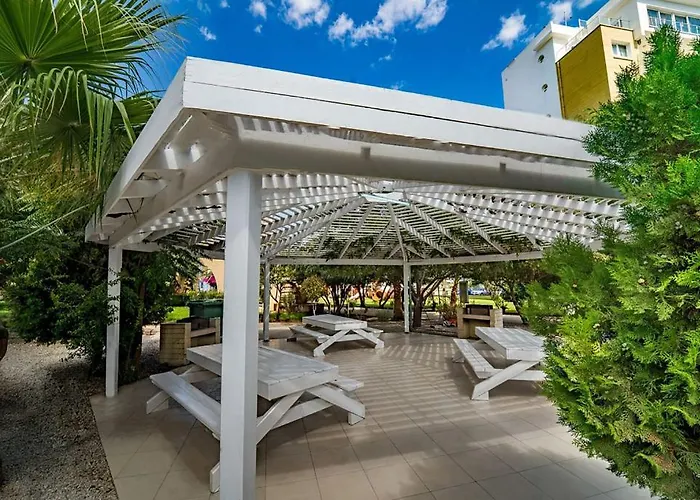 Pompeius Beachside Retreat 2-bedroom G-7